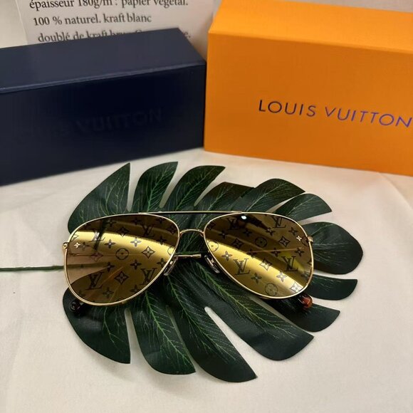 Louis Vuitton Sunglasses - Picture 1 of 6